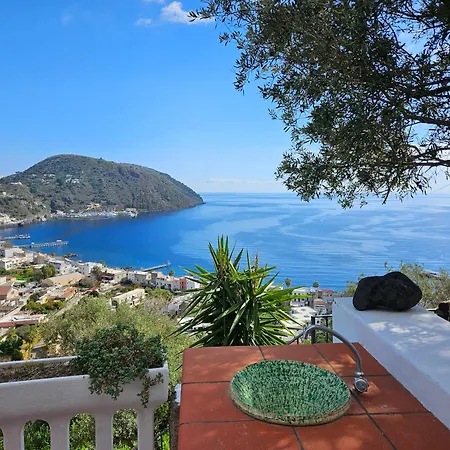 Eolie Apartmán *
