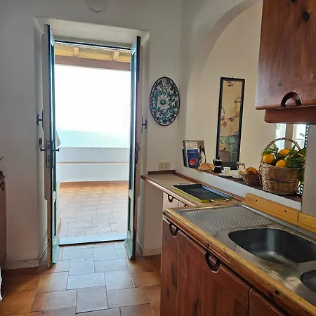Eolie Apartmán *